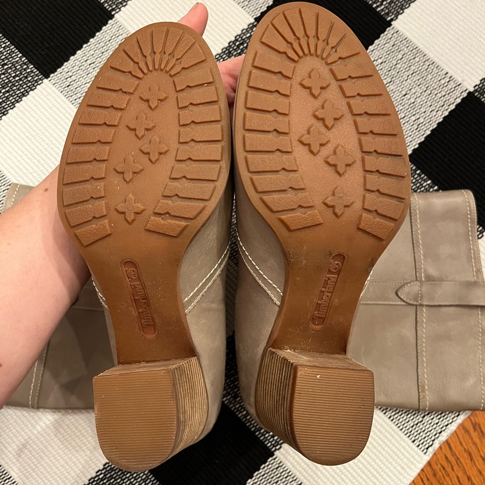 Women’s Timberland Boots - Picture 4 of 7